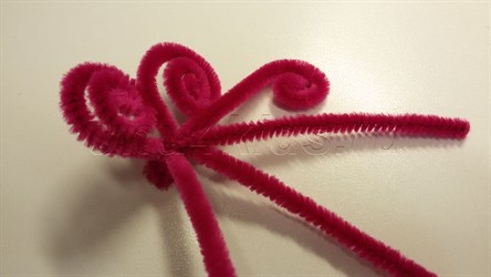 http://uhu4kids.ru/catalog/kleevye_termopistolety_uhu_7/